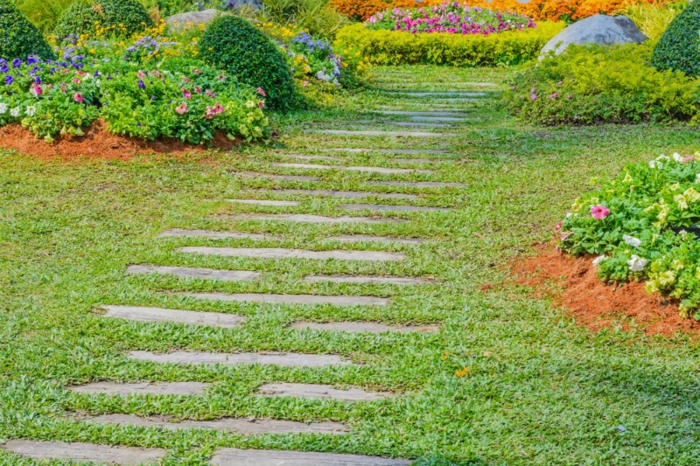 moderní zahradní design s kamennou zahradou rámování zahradní terénní úpravy s kameny zahradní cesta