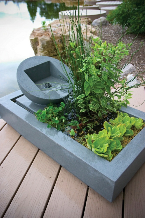 forme moderne terrasse forme d'eau décoration