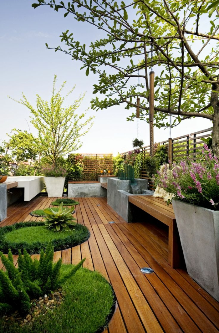moderni patio istutus huonekalut ja parveke kasveja