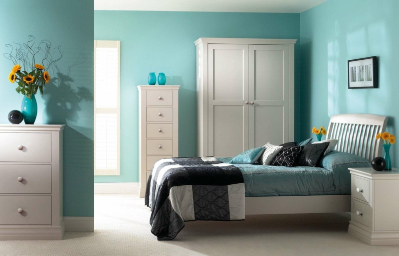 модерни цветове на стените идеи спалня стена боя синьо