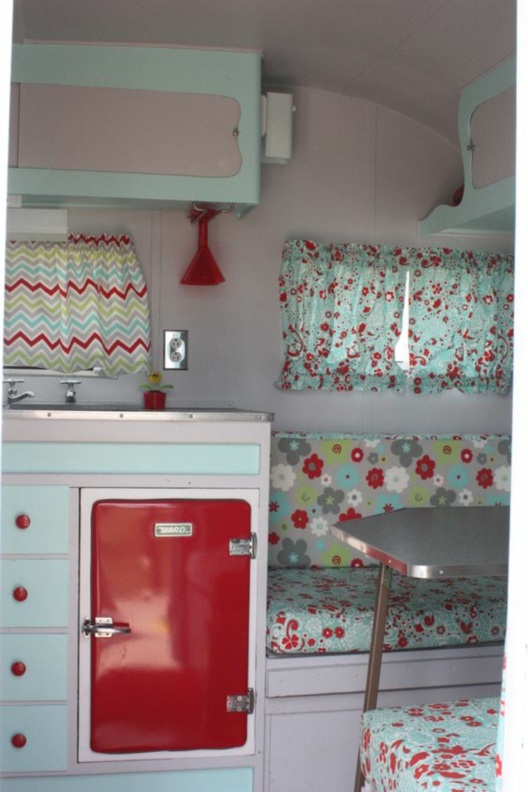 mini køleskab retro rød køkkenudstyr køkkenredskaber