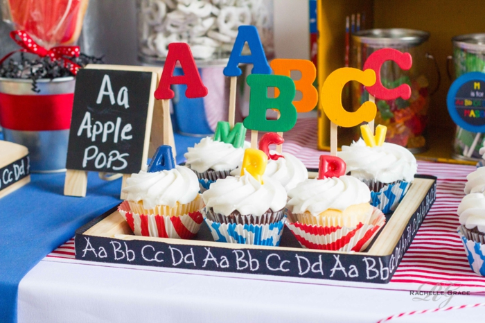 ideas de fiesta de lema idea de fiesta de abc cupcakes decoración de mesa
