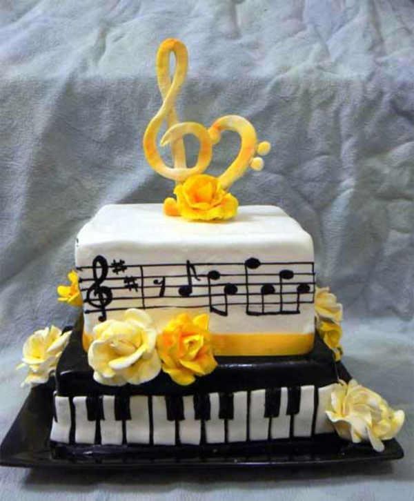 musiikki kakku suunnittelee keltaista lasite