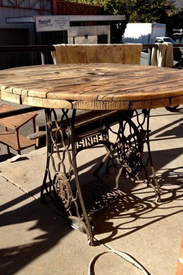 Convert sewing machine into a dining table