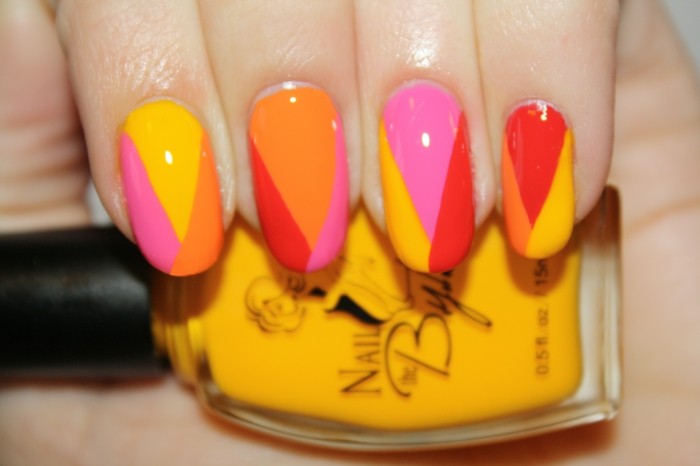 negle design sommer varme farver til den sommerlige manicure