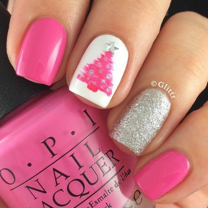 指甲设计圣诞图案粉红色的指甲图案