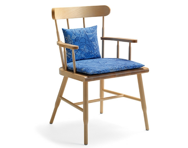 Nordiske stue ideer design stol pute blå
