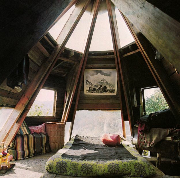 дизайн ориенталска спалня висок таван легло