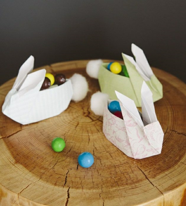 折纸复活节兔子折纸指令复活节装饰修补程序与纸复活节兔子
