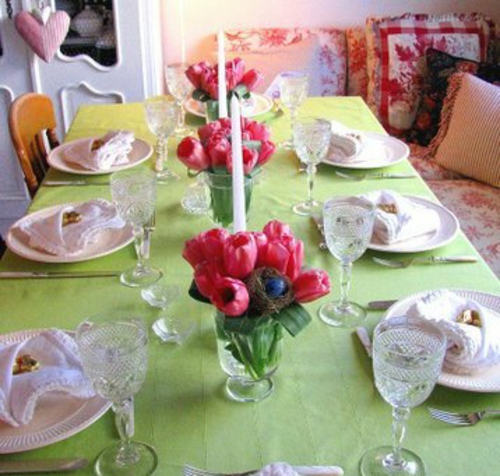 velikonoční dekorace stolní dekorace křišťálové sklenice