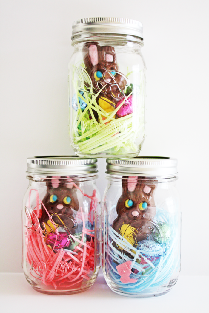 Pasen decoratie zelf maken metselaar potten Easter Bunny chocolade DIY decoratie