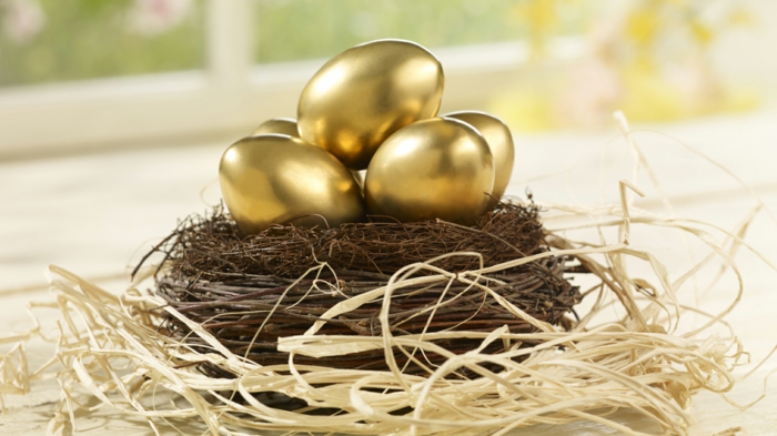 复活节彩蛋着色装饰的想法绘金蛋自己做复活节装饰品