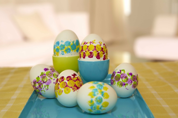 Huevos de Pascua pintados deco ideas diy ideas técnica de lápiz manchado