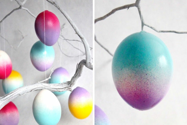 Τα αυγά του Πάσχα σχηματίζουν πολύχρωμα αυγά ομπρέ
