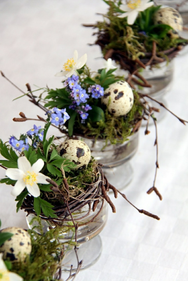 osterertecke maakt ostertischdeko mos kwarteleitjes bloemen zelf