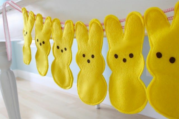 Великденски зайче Великден украсява шиене с усещане за венец