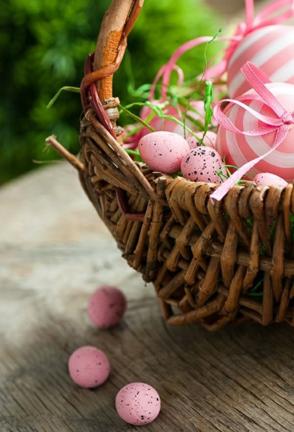 panier de Pâques bricolage fleurs de printemps pâques cloches de l'herbe panier de Pâques branches