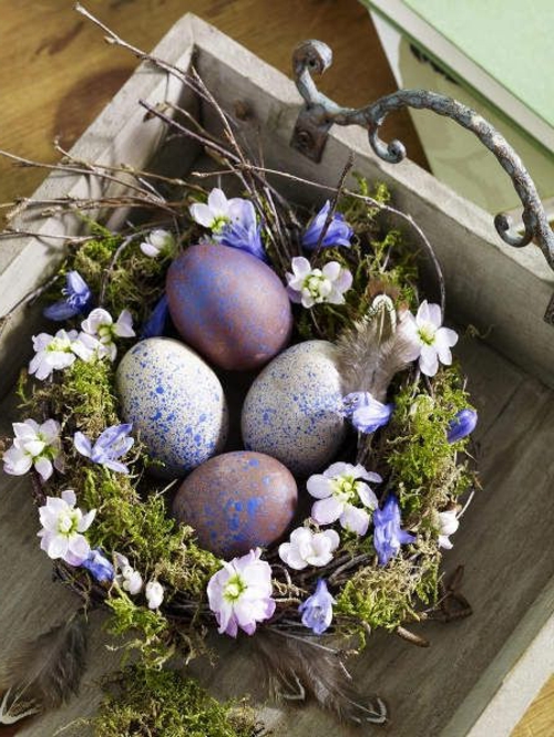 复活节装饰新鲜的节日复活节彩蛋兔子
