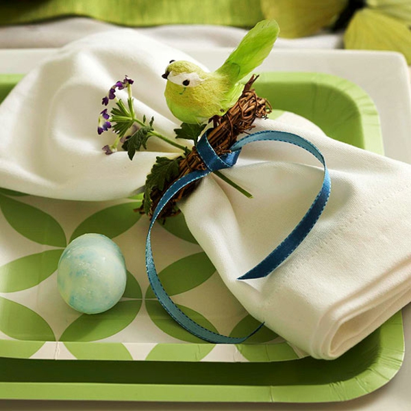 复活节餐桌装饰修补匠餐巾圈复活节彩蛋