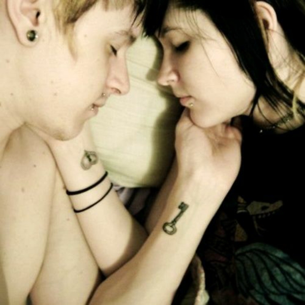 ζευγάρι τατουάζ ιδέες κλειδί καρδιά