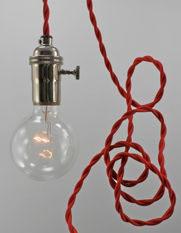 lámparas colgantes bombillas cable rojo