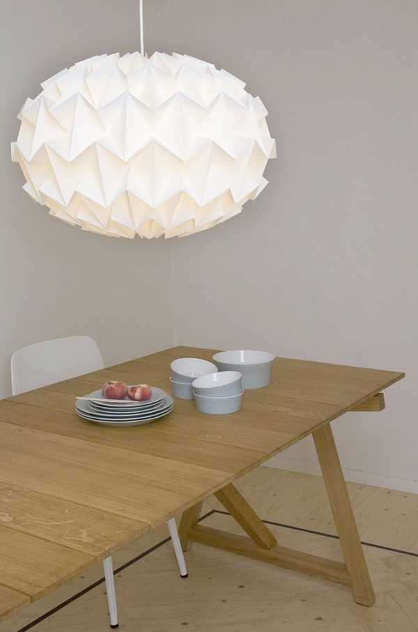 hanglamp papieren lampenkap eettafel servies