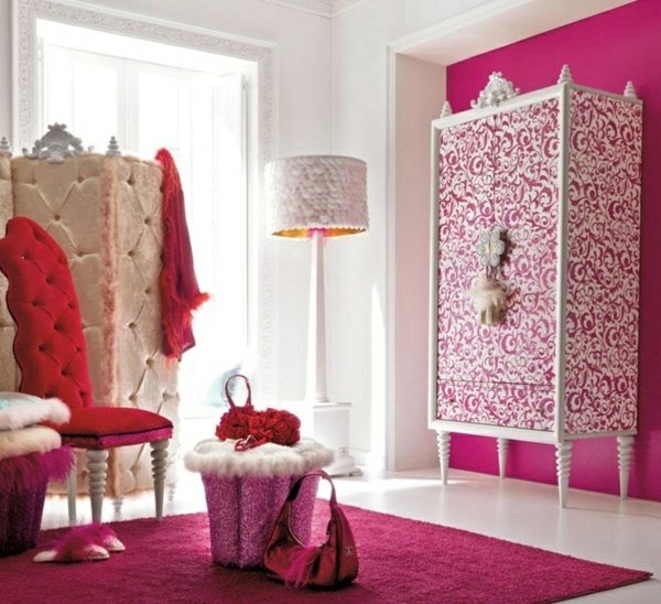 pink væg maling rosa omklædningsrum oprette walk-in klædeskab