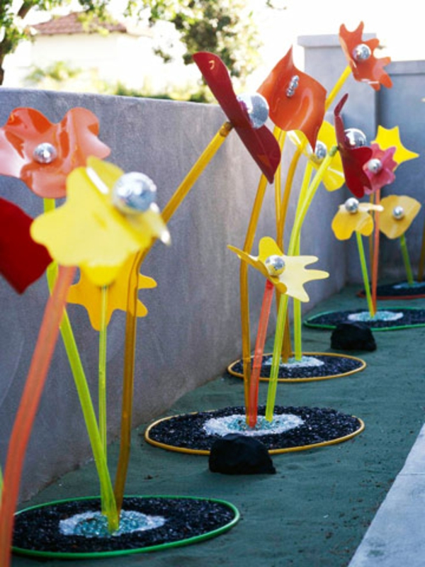الزهور البلاستيكية حديقة الديكور فكرة حديقة مواد الفن مواد غير مكلفة