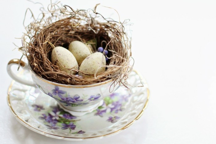vajilla de porcelana decoración de huevos de Pascua vintage