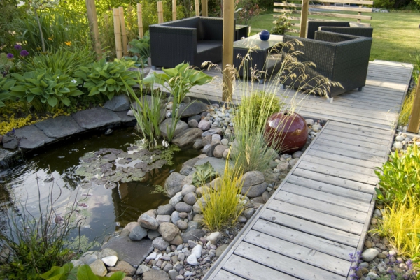 ратанови мебели градински пътеки пътеки създават естествени камъни водни растения