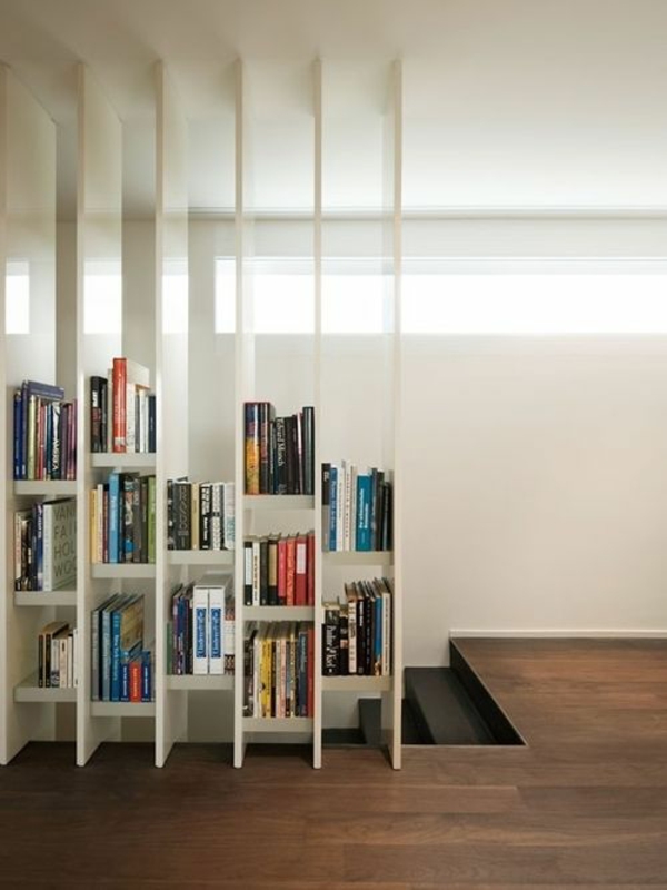 kambarys trenner lentynėlė knygų spinta mediniai laiptai