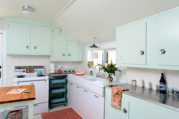 corredor de alfombras con diseño geométrico de cocina retro