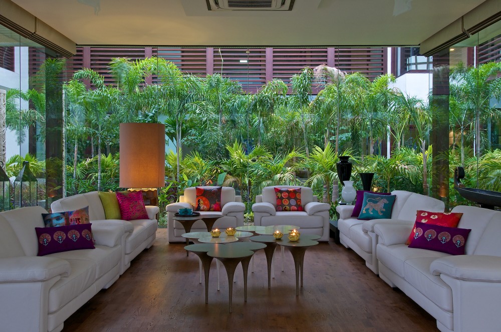 romantique décoration blanche bougies oreiller coloré environnement exotique tropical