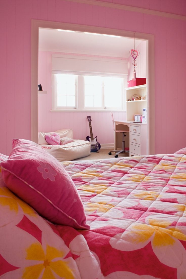 pink bedroom quilt guitar