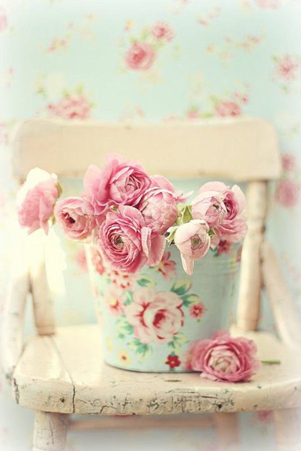 rosa tapet væg design roser blomsterkrukke