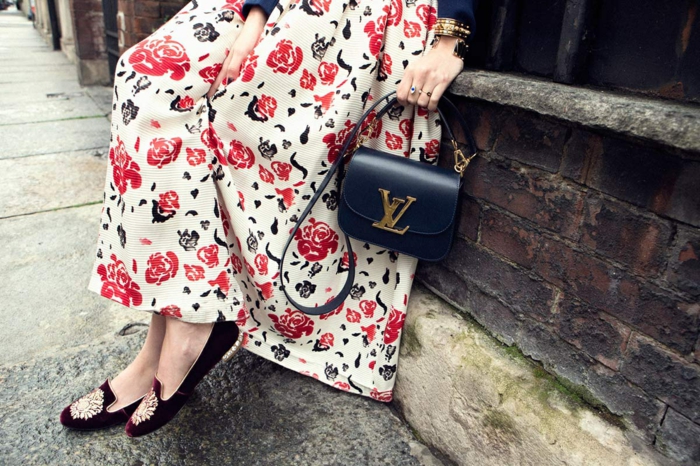 κόκκινο τριαντάφυλλα δημοφιλής μόδα μόδας γυναικών