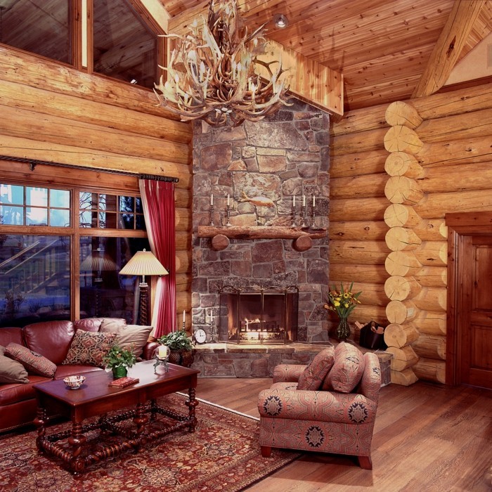 kaimiškas medinis gyvenamasis kambarys, sukurtas idėjas, židinys ir akmenys