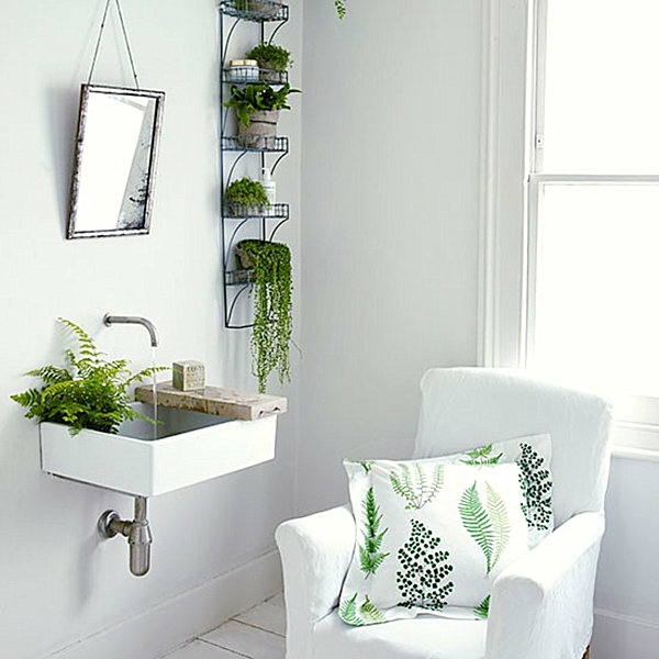 prachtige badkamer met groene kamerplanten