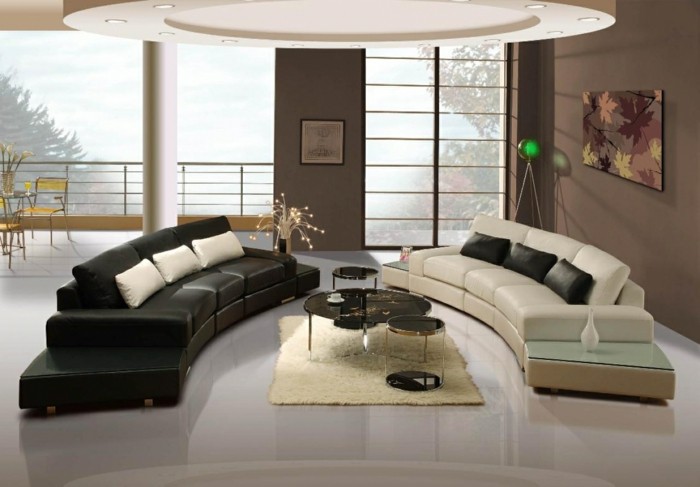 美丽的客厅米色地毯光地板颜色对比花哨的房间天花板