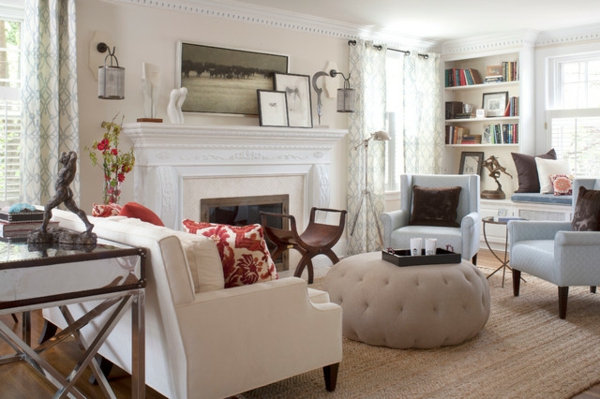 elegantní obývací pokoj nábytek pohovka design stolička neutrální hnědá