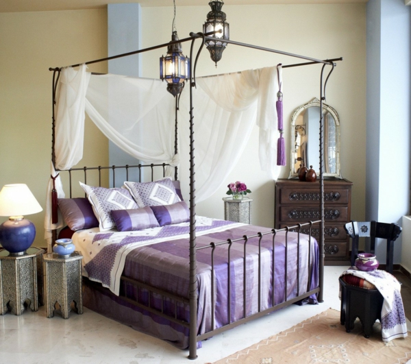 soveværelse design metal seng sengelinned smedejern metal lanterne sideborde orientalsk-marokkansk-decoandalus