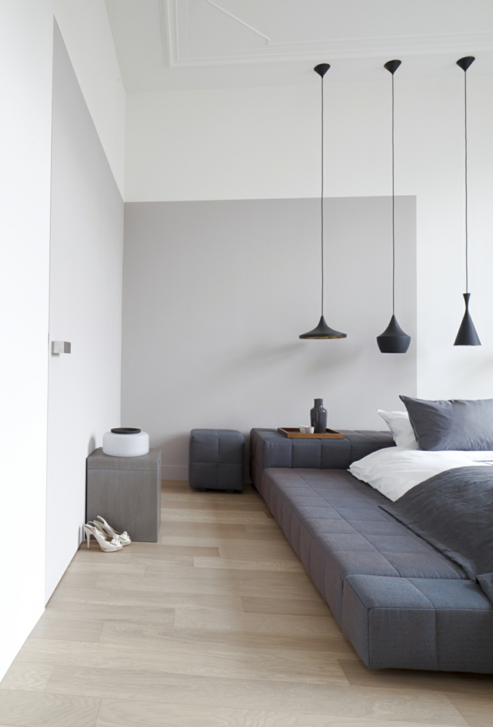 спалня сиво светло сиви стени модерно легло
