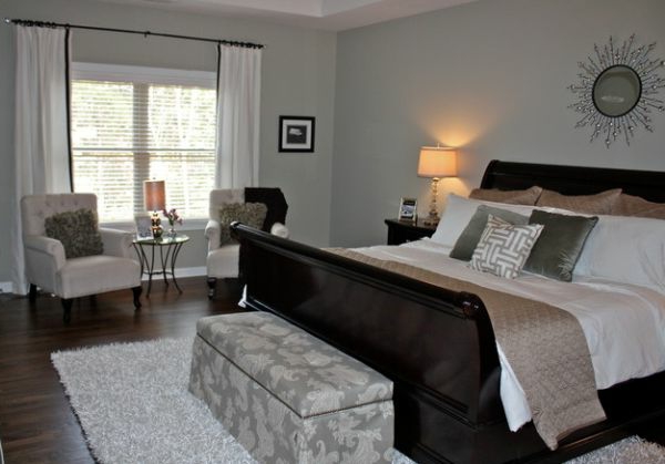 pat de sănișă perfectă cameră simplu dormitor gri culori