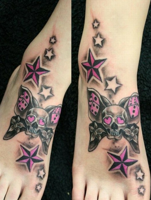 motýl lebka a zkřížené kosti hvězdy tetování