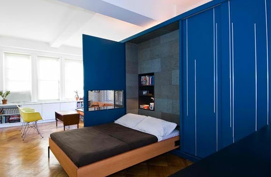 гардероб стена сгъваема легло стена легла килер синьо