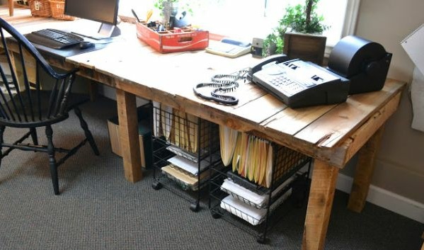 书桌-从欧元托盘办公家具