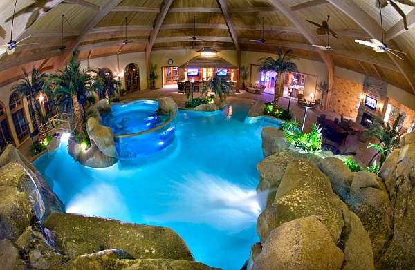 家庭游泳池热带设计
