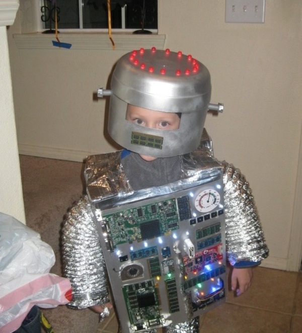 homemade costumes small robot diy projects