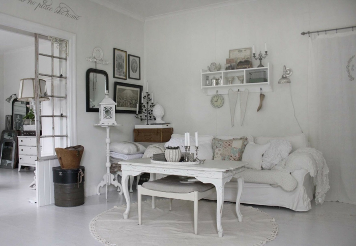 shabby chic style living room set up round carpet deco ideas