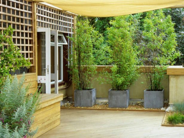 προστασία της ιδιωτικής ζωής βεράντα βεράντα στέγες ξύλινα δάπεδα φυτά